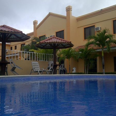Hotel Cibeles La Ceiba Exteriör bild
