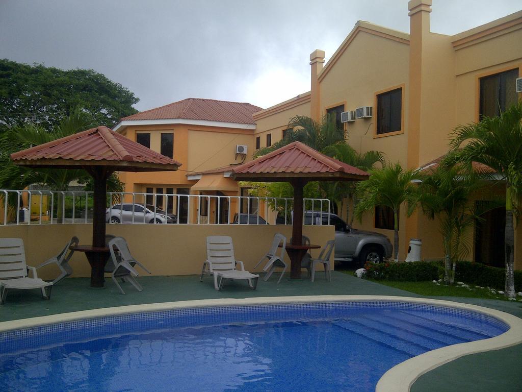 Hotel Cibeles La Ceiba Exteriör bild